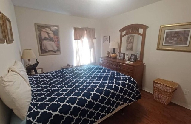 clean and cozy! Perfect for work trips!