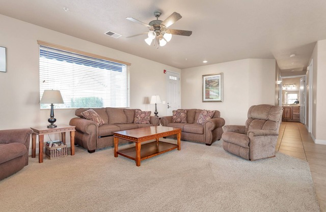 Clean, Spacious lst Floor End Unit Las Palmas w/Great Views