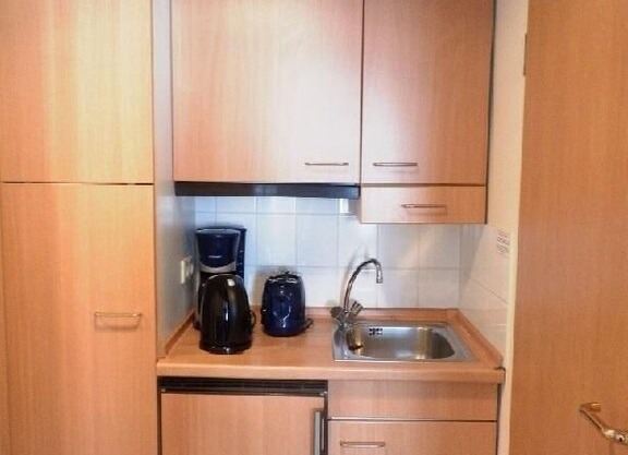 Close to the beach, comfortable and family friendly!