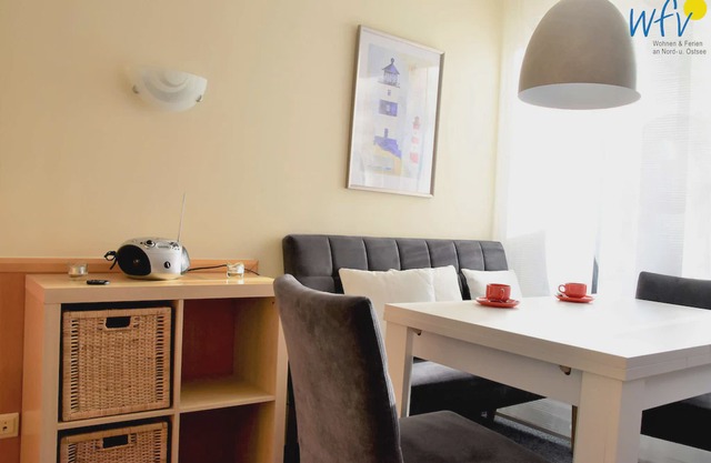 Close to the beach, comfortable and family friendly!