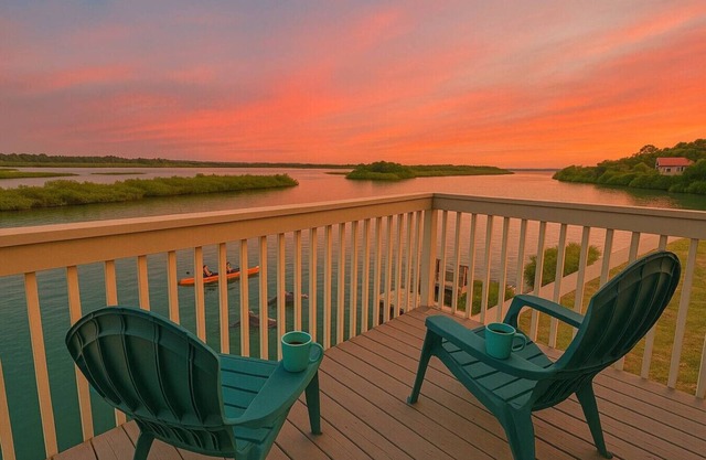 Coastal Cozy Cabana | Steps to Beach Kayaks Big Yard Peaceful Escape