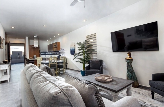 Coastal Escape: El Tezal Coastal Home Near Beach