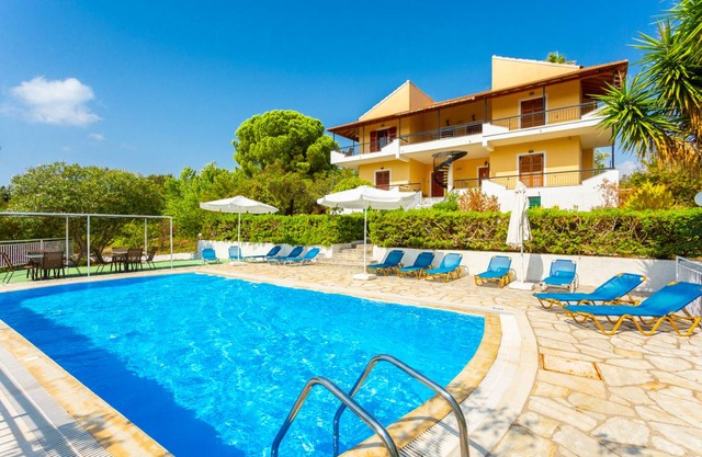 Cochelli Villa Lower