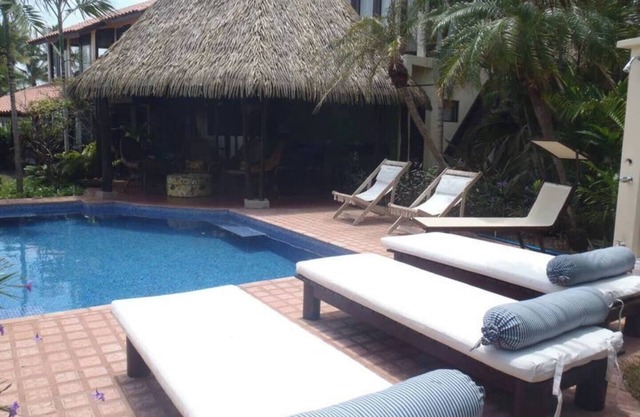 Coco Flotante, Beachfront 4BR Villa w/Pool & best ocean view