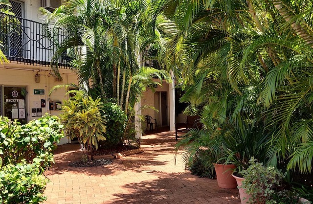 Coconut Grove Holiday Apartments