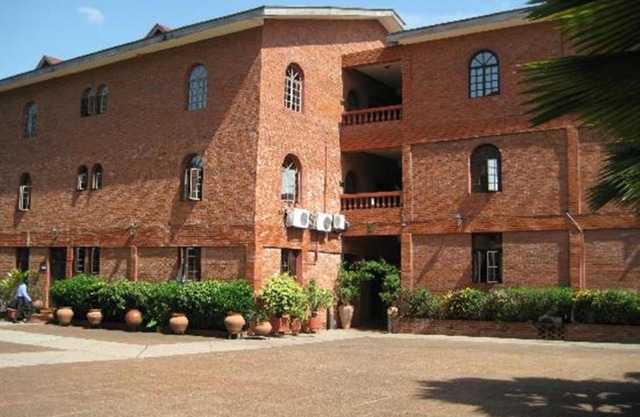 Coconut Grove Regency Hotel