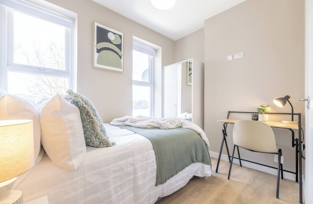 Coleraine, Northern Ireland - River Bann Rooms (Room 4)