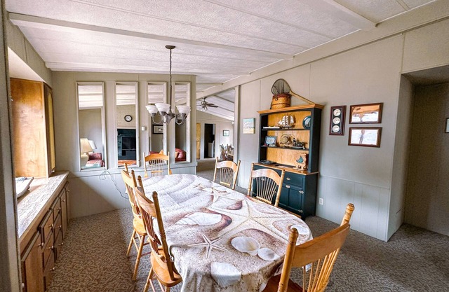 Columbus Empire House - Home in Coos Bay, OR
