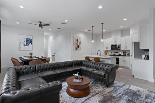 Combined Home Near Downtown and East Austin Up to 18