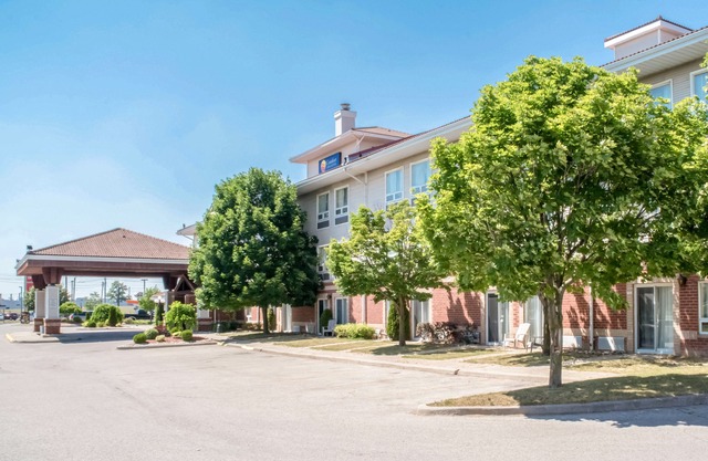 Comfort Inn and Suites Ingersoll