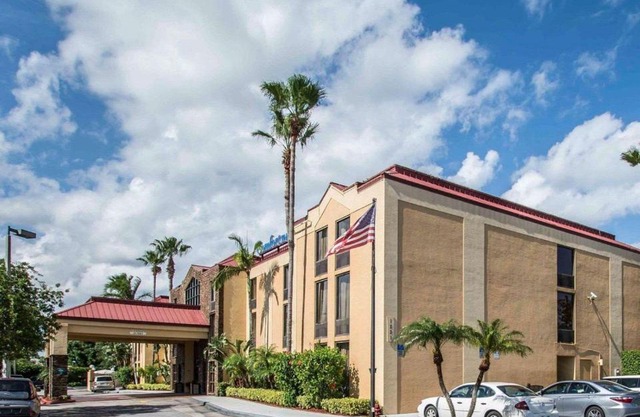 Comfort Inn Suites Lantana West Palm Beach 