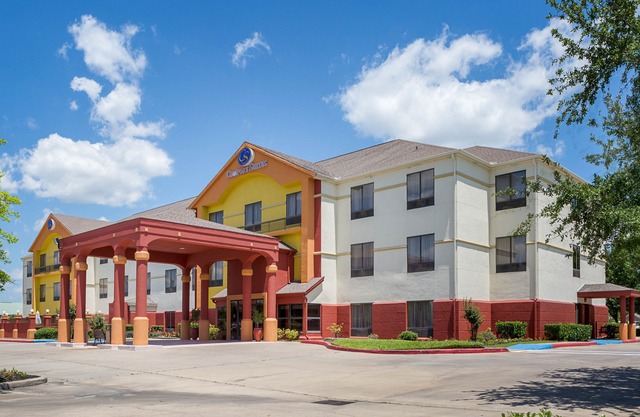Comfort Suites La Porte