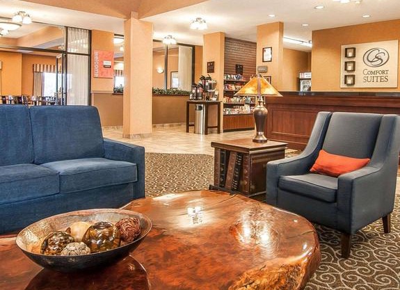 Comfort Suites Redmond Airport