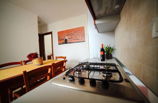 Comfortable apartment with 4 places 130 m from the beach