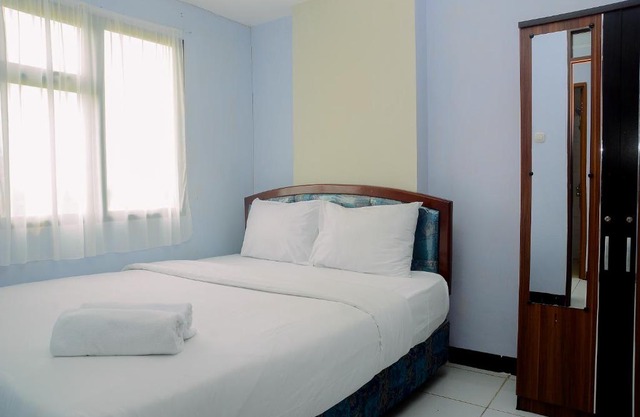 Comfortable 2BR Lagoon Resort Apartment By Travelio