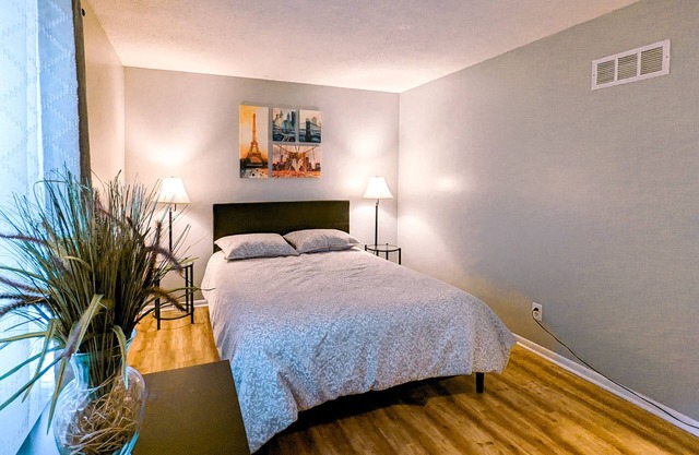 Comfortable and elegant 3BDR duplex, unit # 5