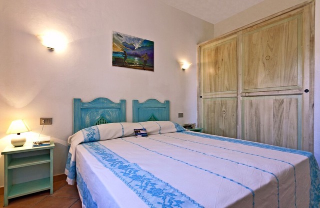 Comfortable apartment with sea view and balcony or terrace