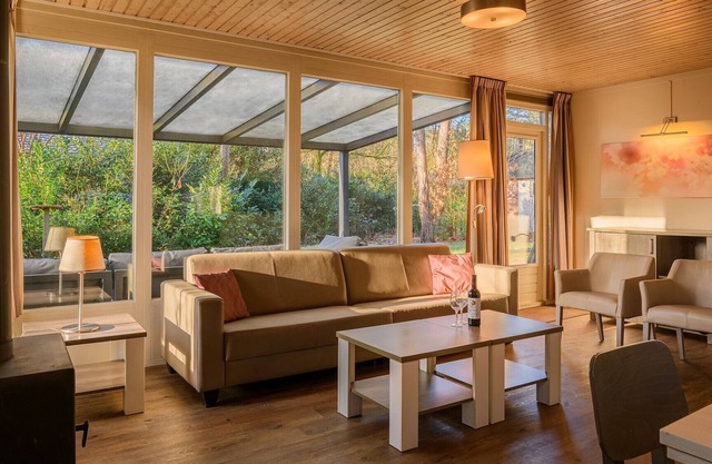 Comfortable bungalow for 8 persons