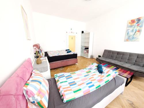 Comfortable Rooms in Wiener Stadthalle area G4