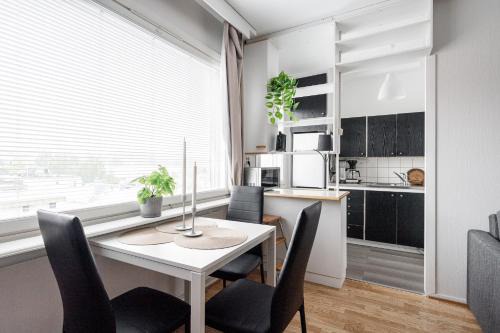 Comfy Studio Apt in Prime Downtown Location
