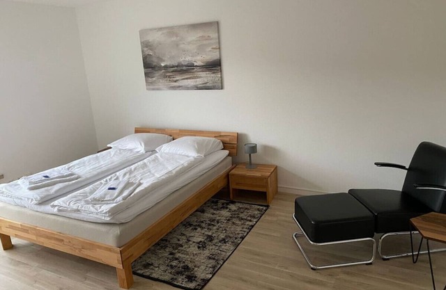Comfy studio near city center (Marble 6)