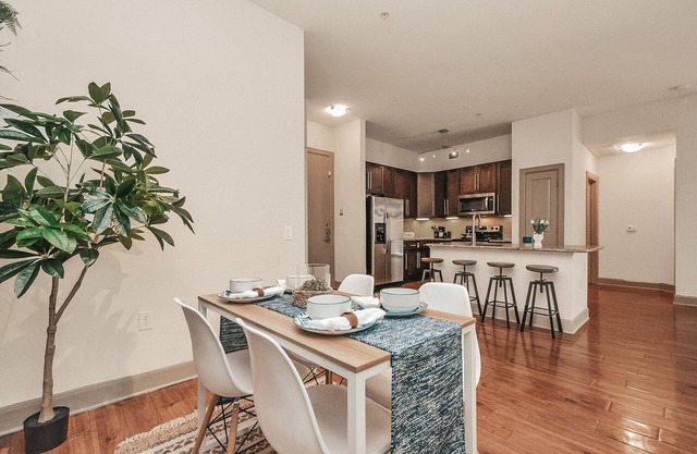 Commuter’s Dream Rental. Supper close to Downtown
