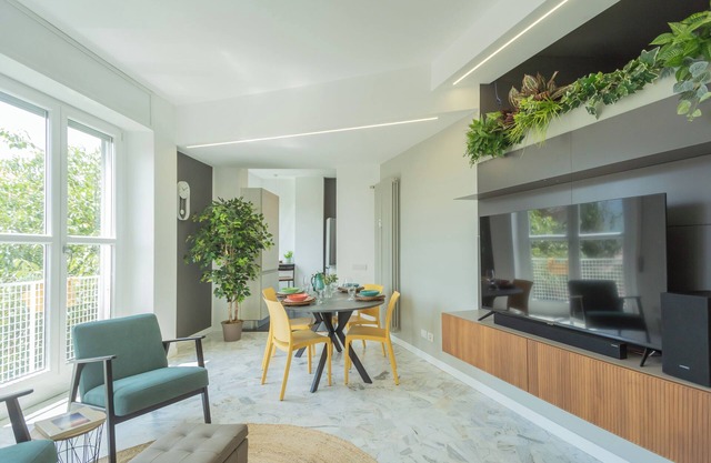 Como Panorama - Two Bedroom Apartment, Sleeps 5