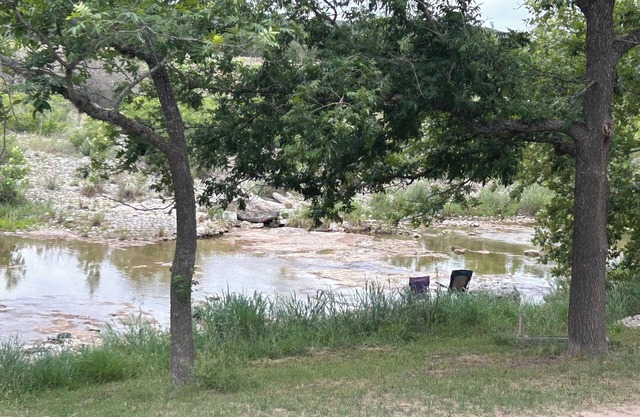 Concan Leakey area - 20 mins to Garner Park, Reagan Wells, Dry Frio River