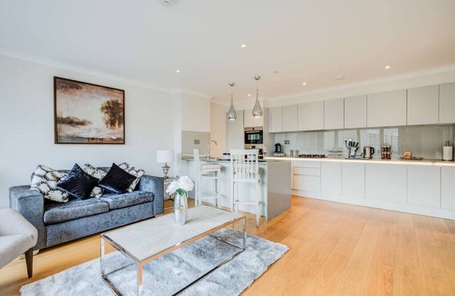 CONCORD Apartment 1 bed 1 bath West London, Kew