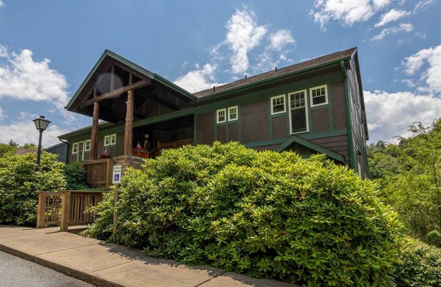 Condo ∙ 2 bedrooms ∙ 8 guests
