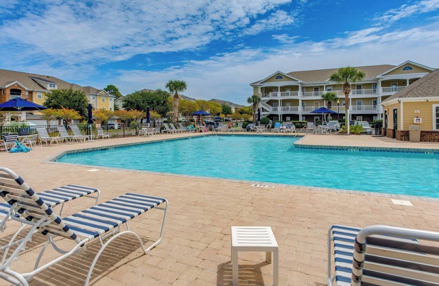 Condo w/Golf Course View in Barefoot Resort!