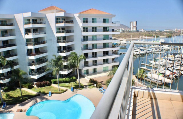 Condominio de lujo ,excelentes vistas by Gpsrentas