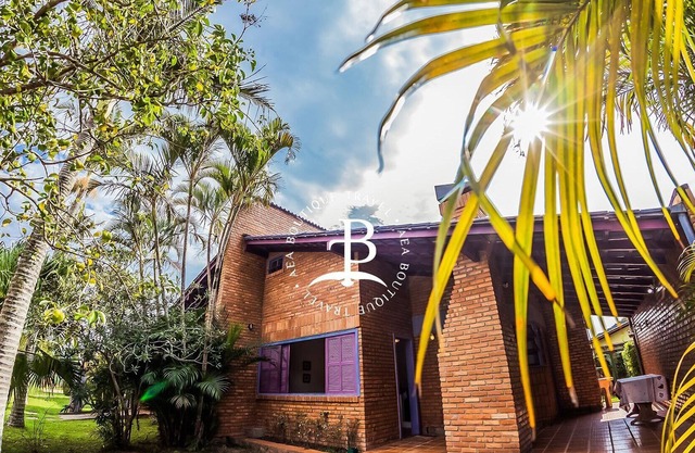 Condominium with pool | House with 2 suites