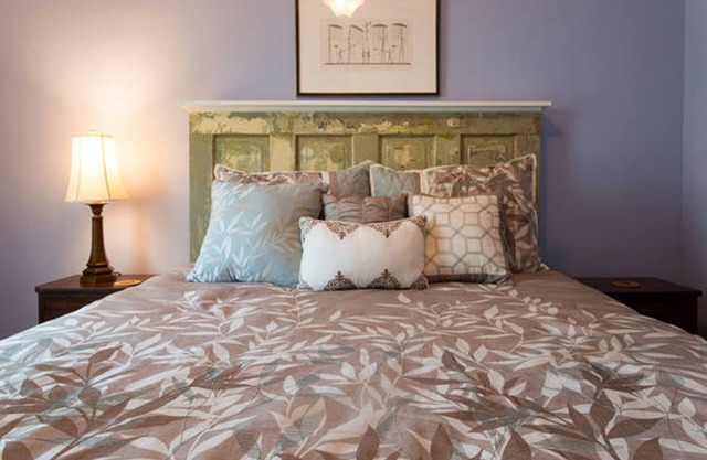 Connemara Cottage in Historic District - Featuring Local Art