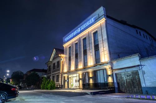 Consti Hotel Tashkent