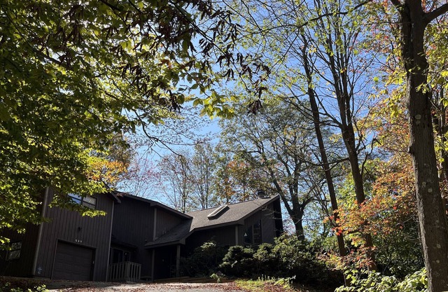 Contact Free Mtn Escape, Family Friendly, Fire Pit, Private Driveway, Wifi