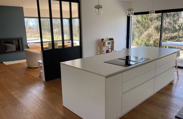 Contemporary house with swimming pool in the Pau-Tarbes-Lourdes triangle