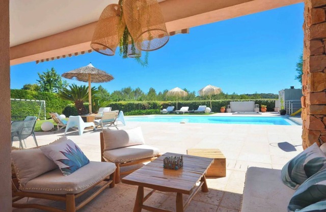 Contemporary single-storey villa Biot