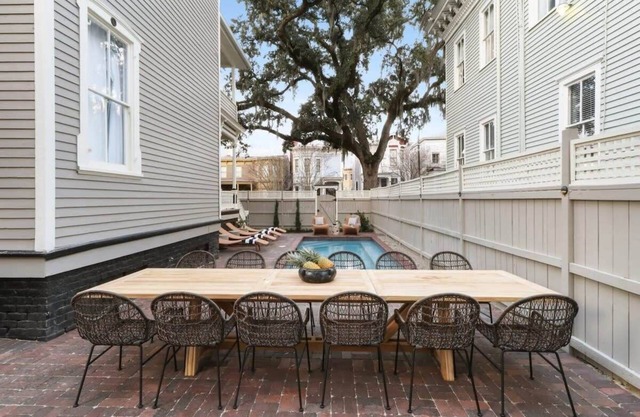 Contemporary Victorian Home | Near Forsyth Park