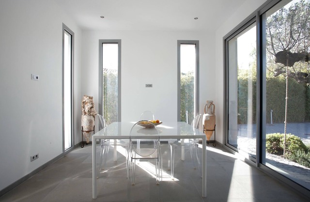 Contemporary Villa Grimaud