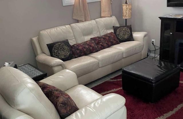 Convenient Area Glamorous suite