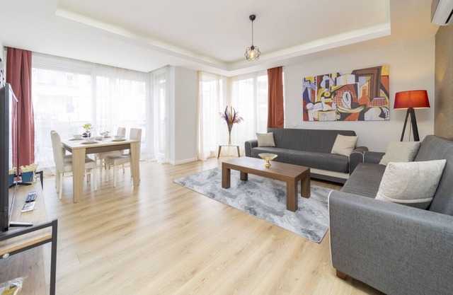 Convenient Flat w Balcony Near Konyaalti Beach
