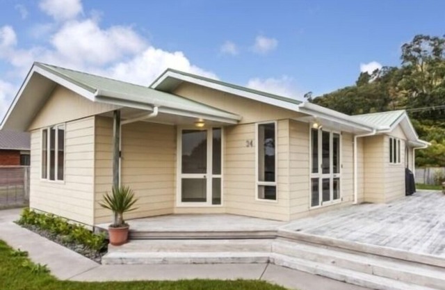 Cooks Beach Holiday Home