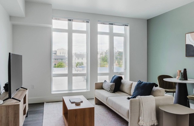 Cool First Hill Jr 1BR w/Gym, Coworking & Games, by Blueground