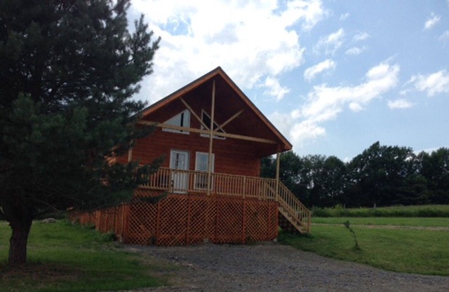 Cooperstown Double Play Cabins 3 - Near Dreams Park & Baseball Hall of Fame