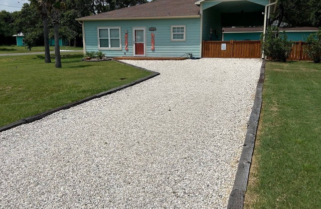 Coral Seahorse/Beautiful Patio