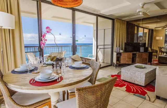 Corner Oceanfront 1BR Condo w/Panoramic Views
