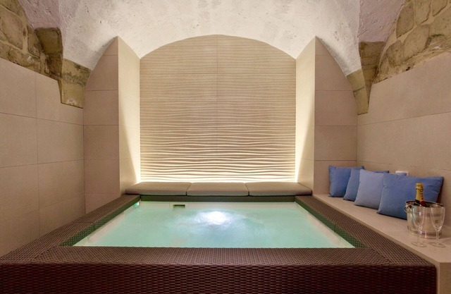 Corte dei Florio PIETRA Luxury apartment with SPA