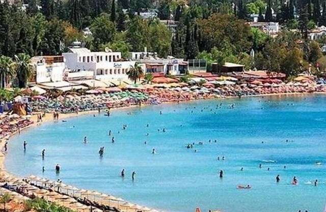 Costa 3S Beach