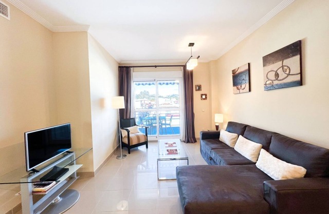 Cosy 2 bedroom flat only 150 m from the beach Sabinillas, Manilva